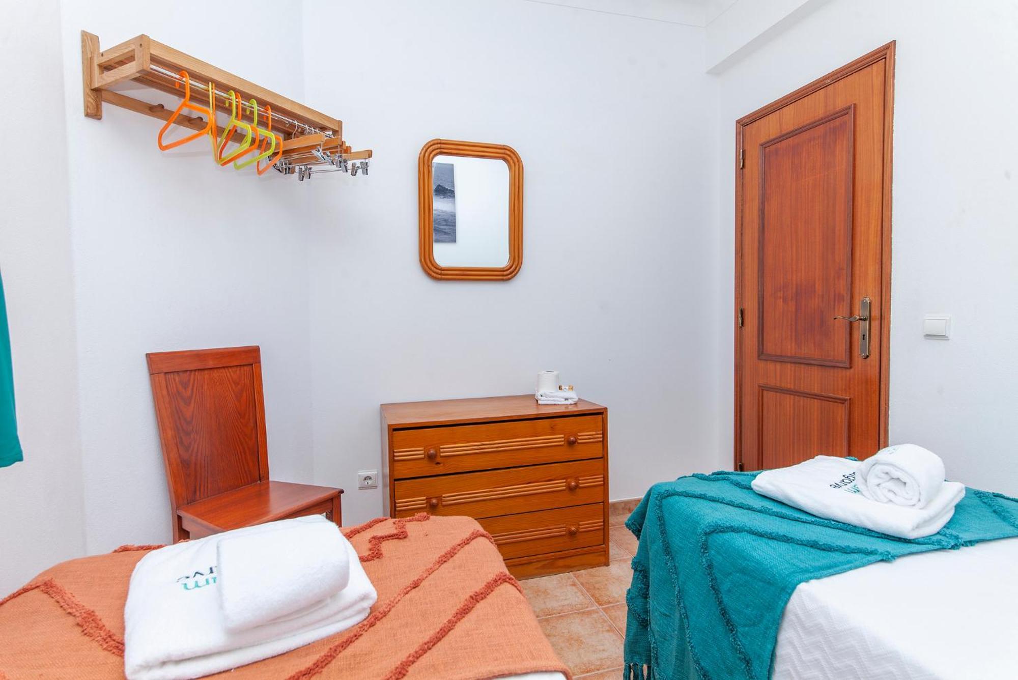 P - Meia-Praia Seaview Guesthouse Lagos Phòng bức ảnh